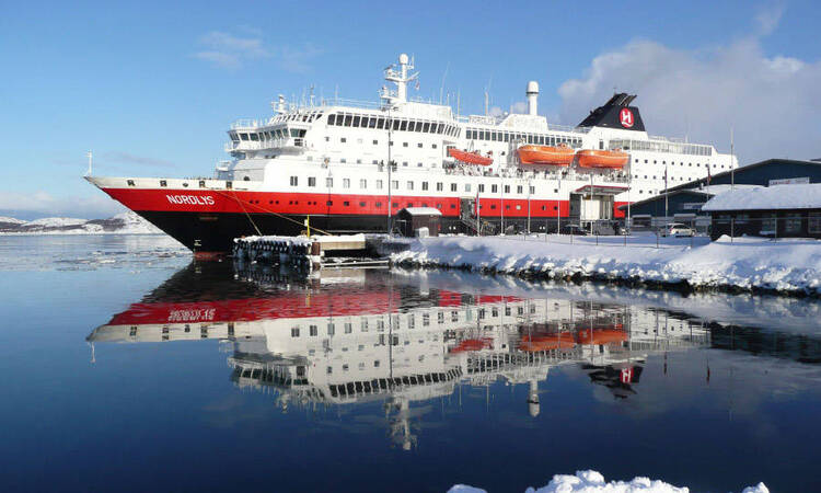 Hurtigruten, Nordeuropa, Norwegen, Kreuzfahrt, Kreuzfahrten, Honningsvag / Nordkap, MS Nordlys Foto